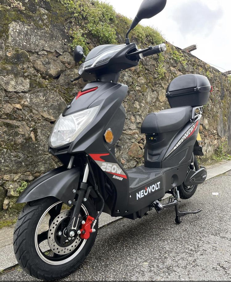 Scooters Elétricas Novas Vortex/Seventeen/ACM/Neovolt/Voltrish