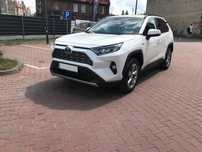 Toyota RAV4 Hybryda automat wynajem z wykupem w kwocie 2790zł BEZ BIK
