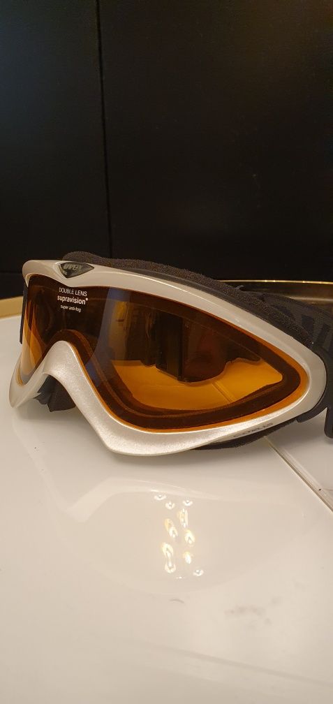 Okulary narciarskie UVEX dla juniora, kobiety.