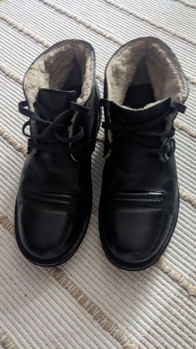 Зимові класичні черевики Clarks