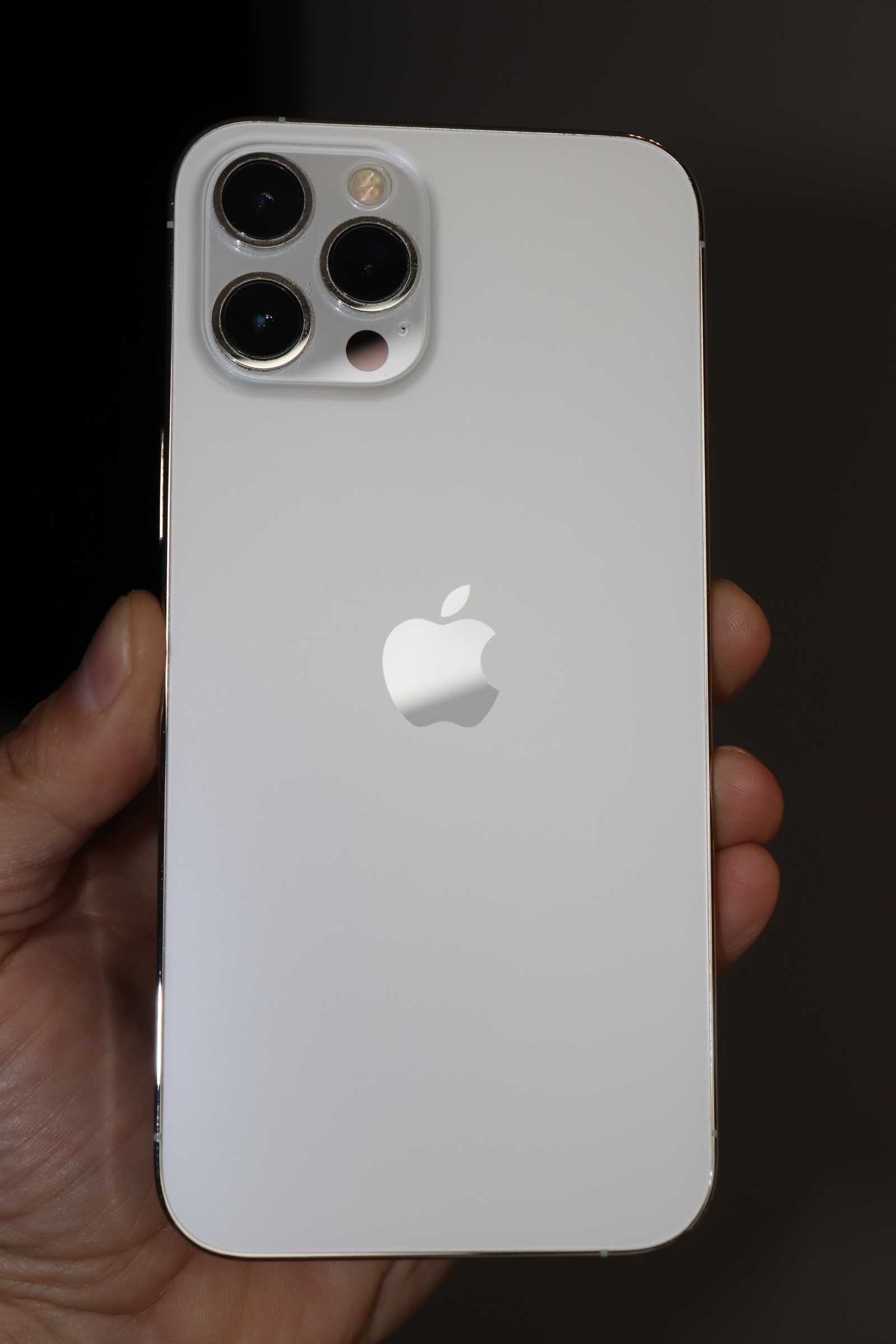 Apple iPhone 12 Pro Max 128GB Silver, отличное состояние! NeverLock!