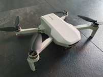 Dron Potensic atom se