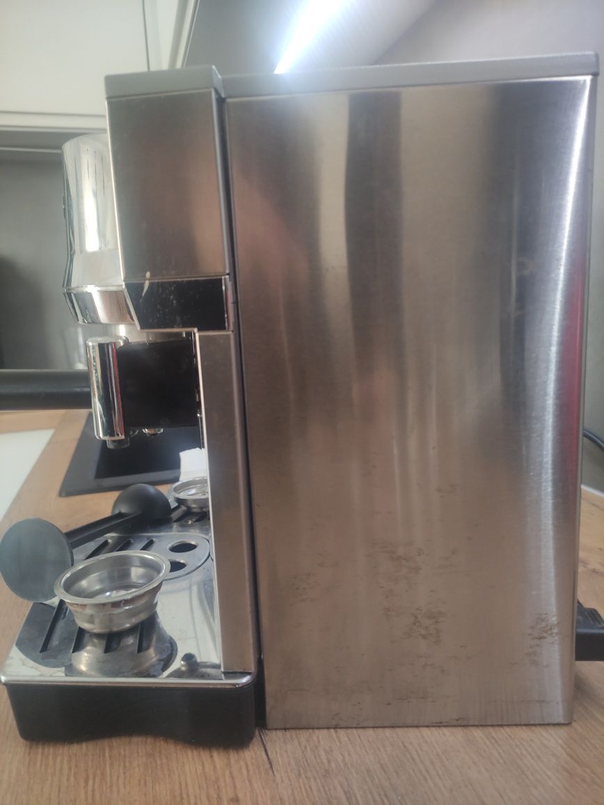 Ekspres kolbowy Delonghi EC850.M+gratis. kawa cappuccino latte