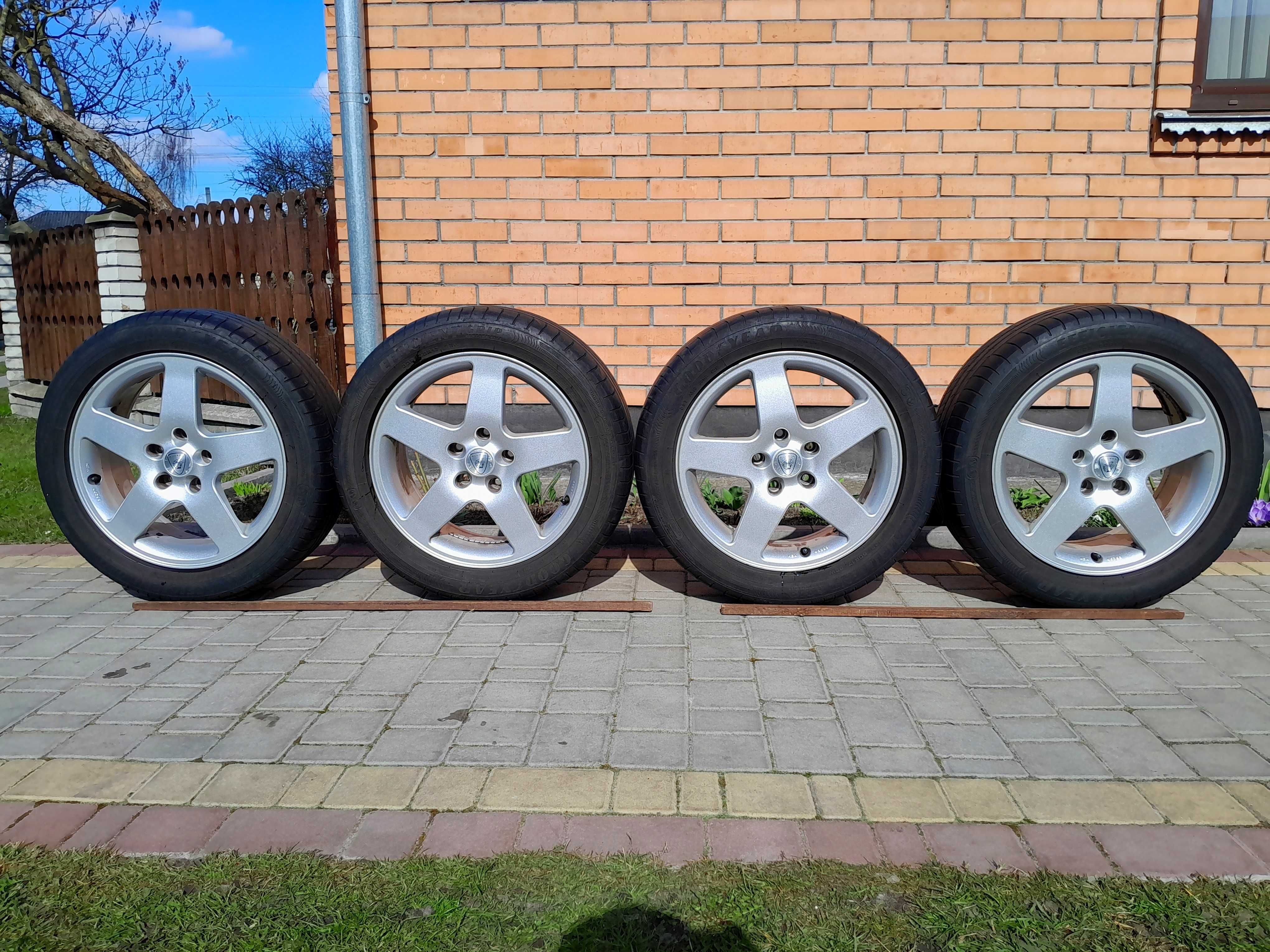 диски r17 5x120 7j et40 шини літо 225 50 GOODYEAR 5мм 2017р колеса