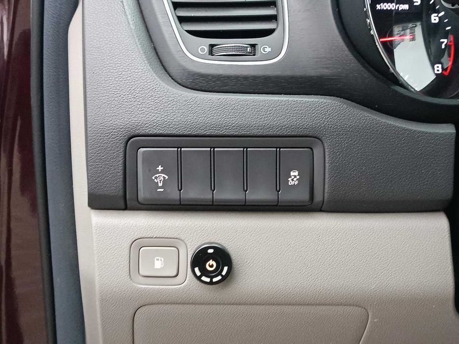 Продам Kia Sedona 2016р. #73725