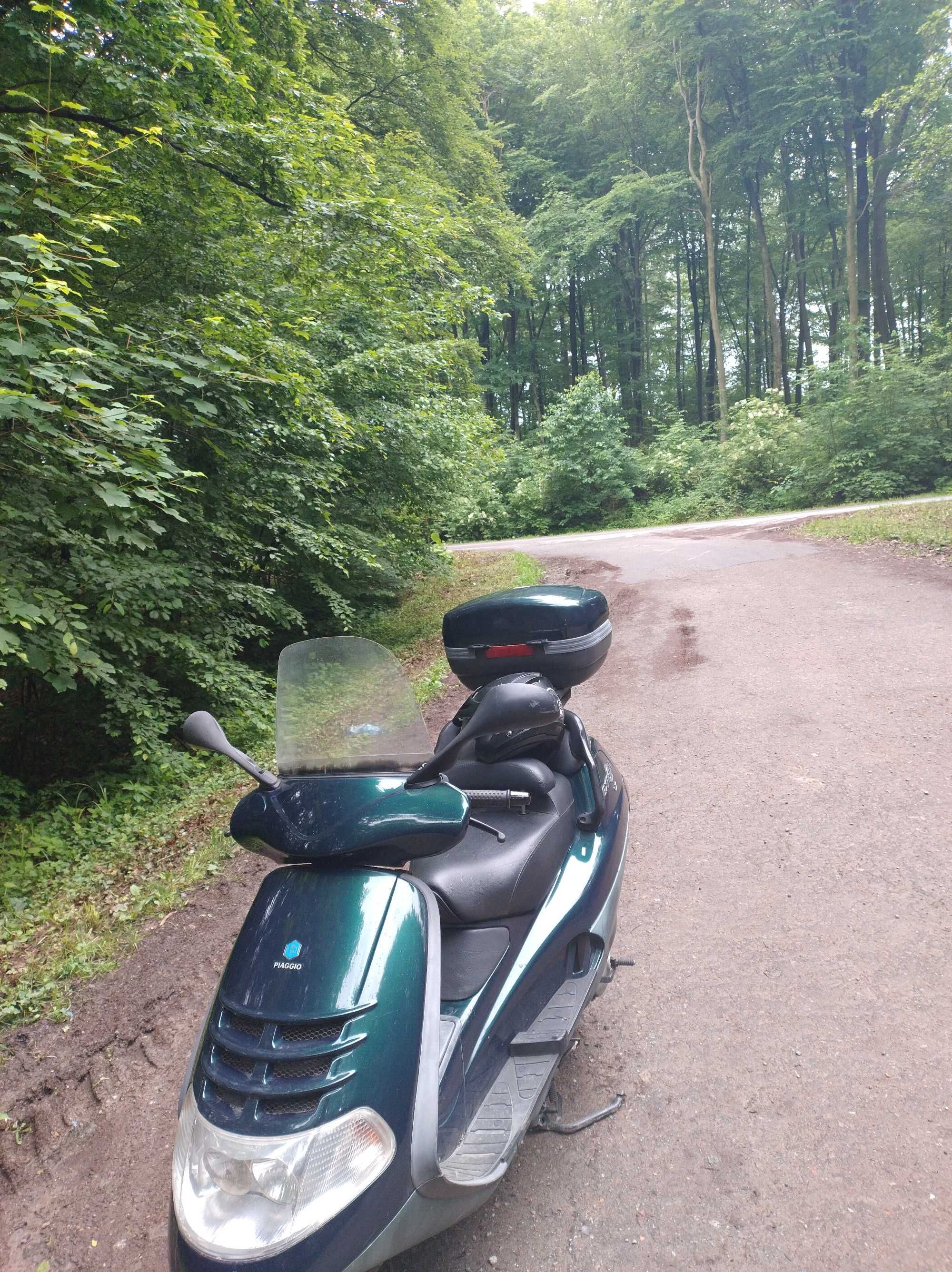 Skuter Piaggio hexagon 125 2t