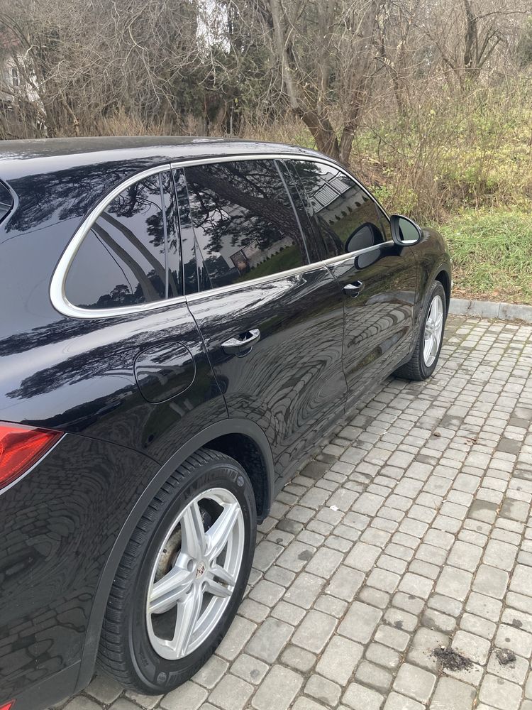 Продам своє надійне авто
