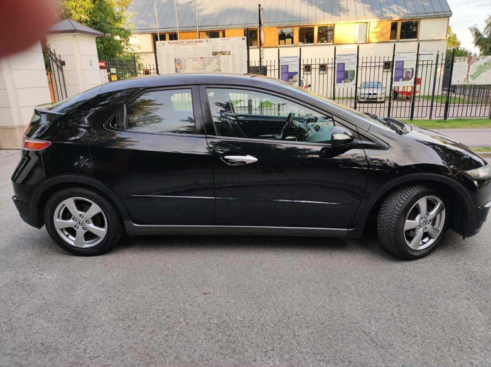 Honda Civic VIII UFO 1.4 83 KM Oszczędny, zadbany, gotowy do jazdy!