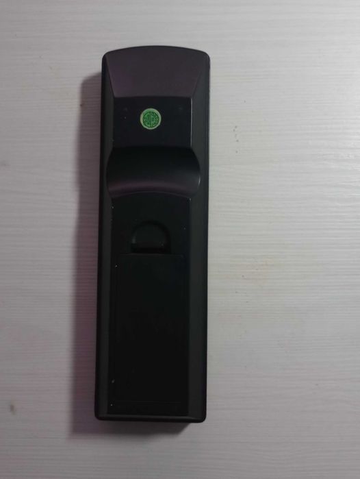 Sprzedam pilota do dekodera DVBT APOLLO AHD-115.