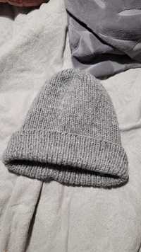 Szara ręcznie robiona  wełniana czapka  wool handmade