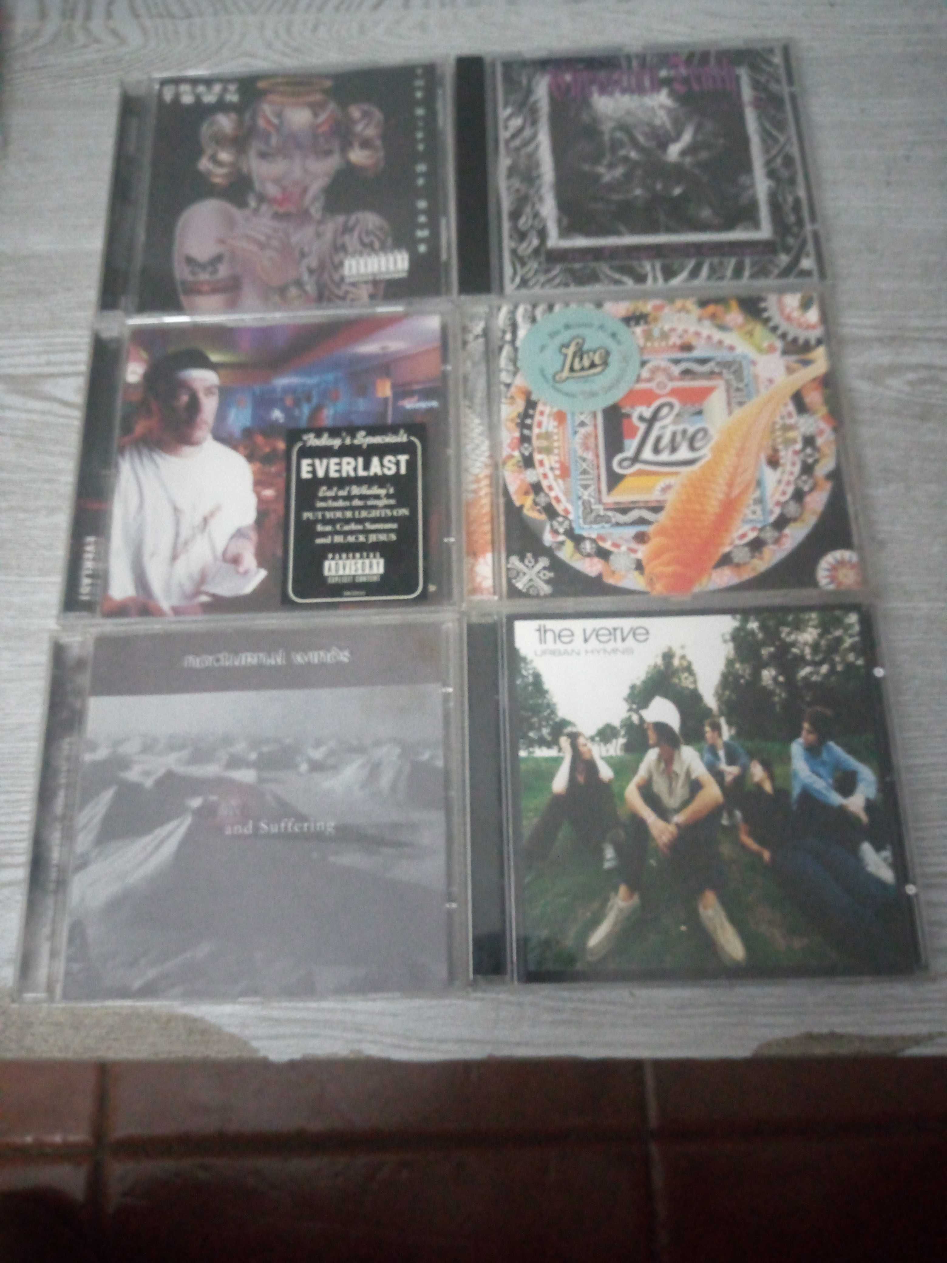 CDs de vários estilos musicais