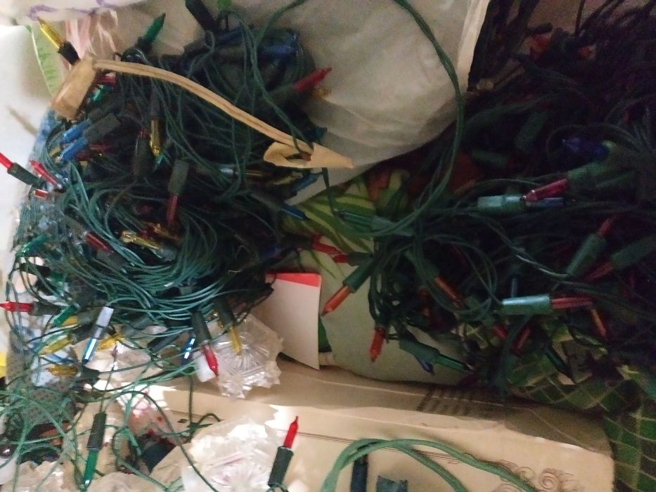 Новорічні Грилянди не робочі