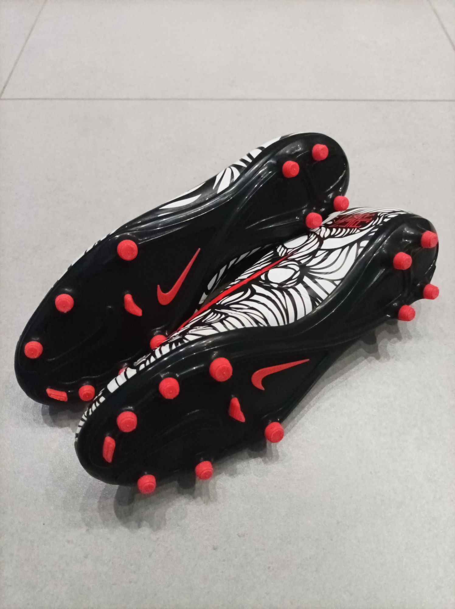 Nike Hypervenom Phelon II Neymar