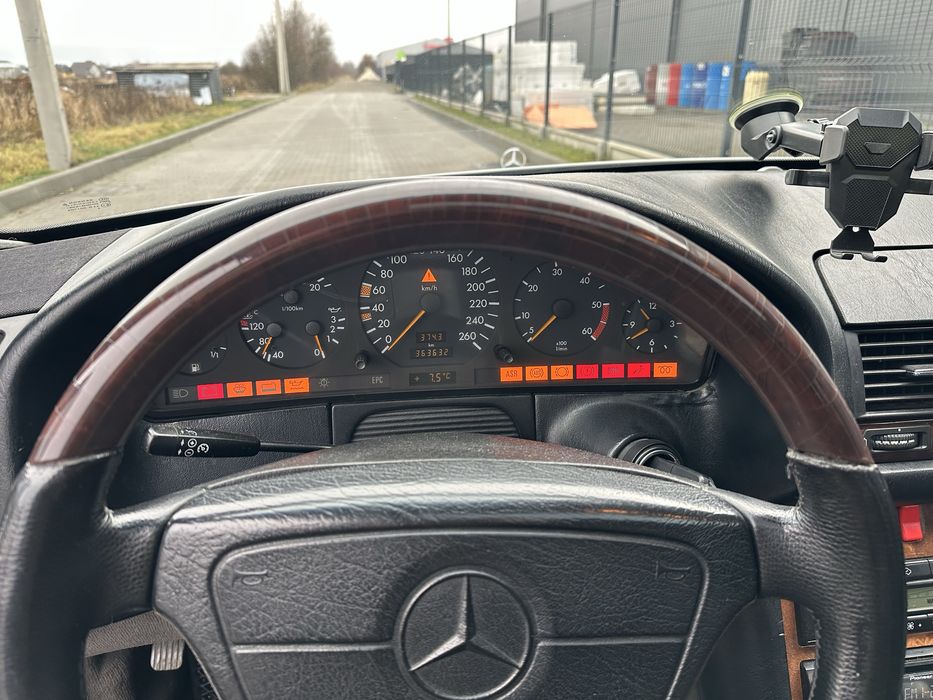 Продам мерседеса кабана w140