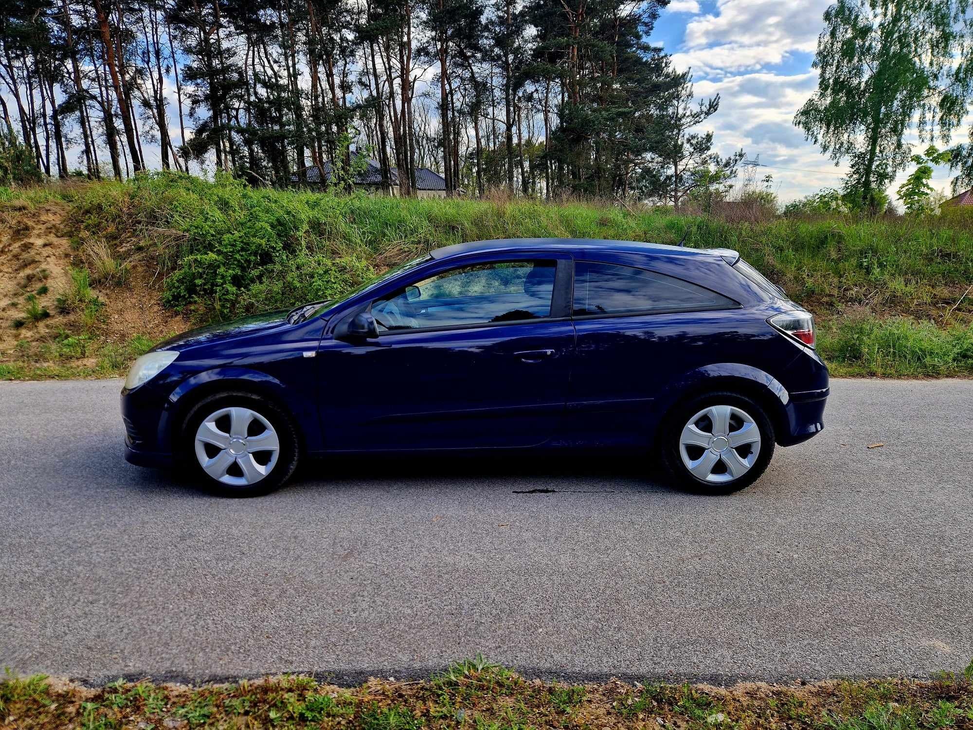 Opel Astra H GTC 2006 rok 1.4 16 V