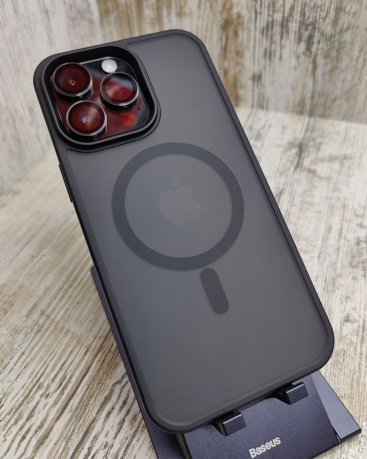 Чехол матовый с MagSafe на IPhone 14 Pro/ 14 Pro Max/ 14.