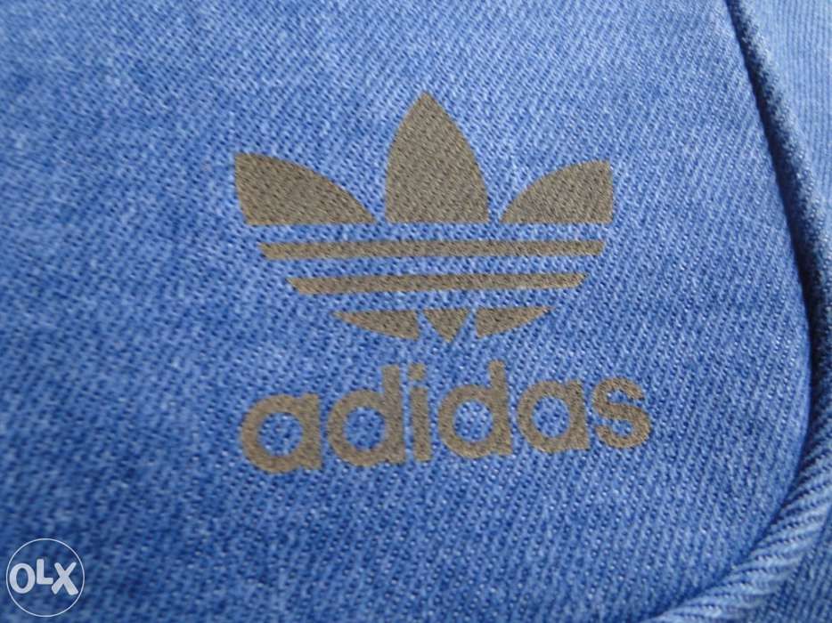 Mala adidas em ganga