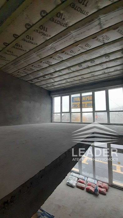 Сдам Фасадне приміщення!Чудова локація!