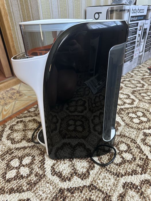 Продається Babybrezza для приготування дитячої суміші