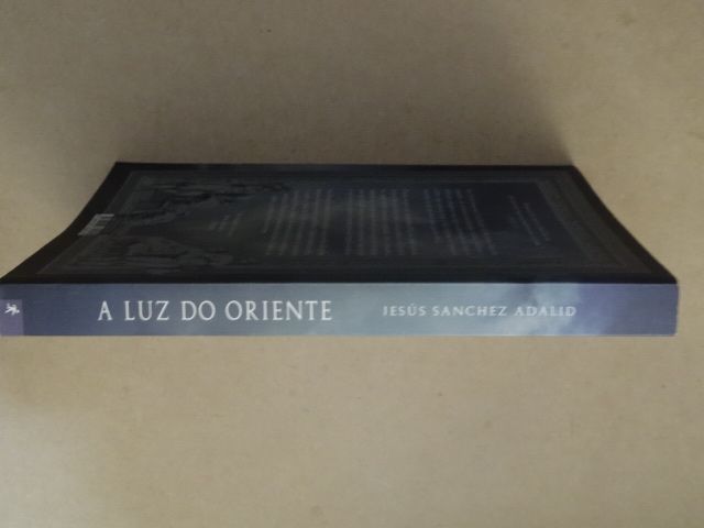 A Luz do Oriente de Jesús Sanchez Adalid