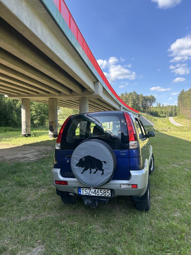 Daihatsu Terios  Klima , Napędy, Hak