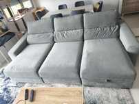 Sofá com chaise longue cor cinza gato preto