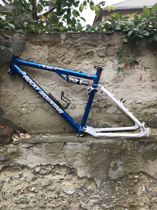 Рама велосипедна Rocky Mountain Element Race 26 100mm X-Country EASTON