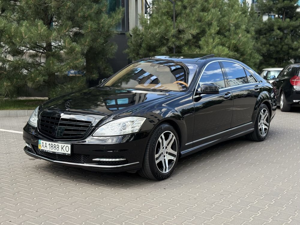 Mercedes w221 s500 2010