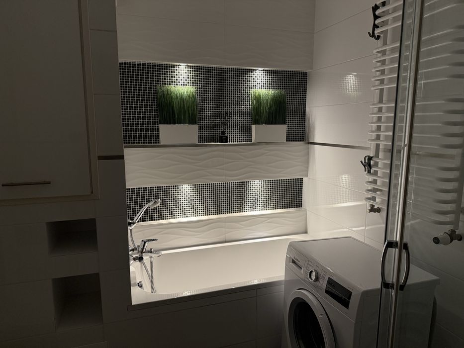 Przestronne mieszkanie z balkonem - wysoki standard (69m2)