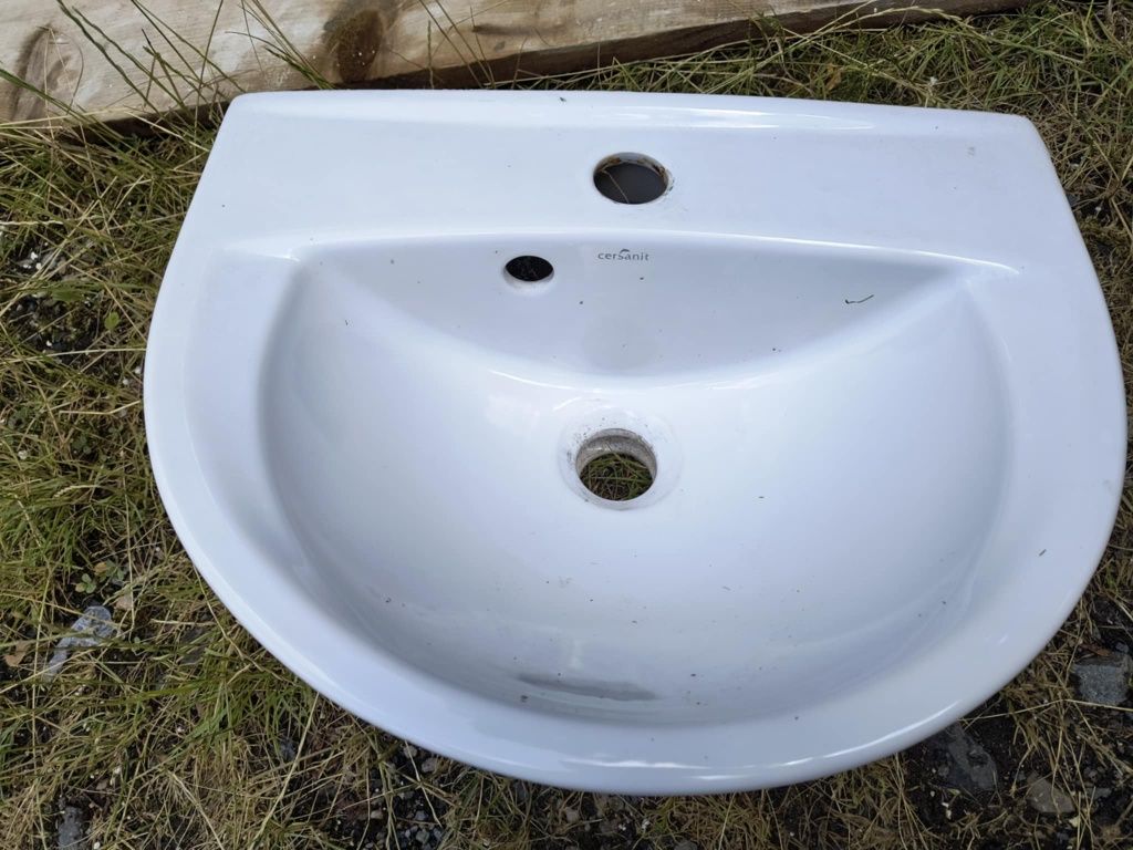 Umywalka ceramiczna Cersanit biała umywalka