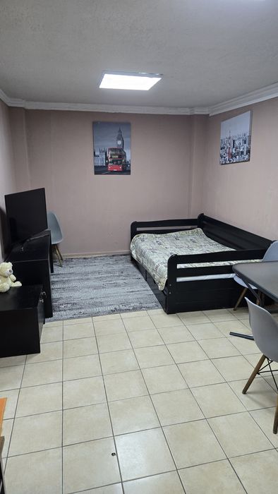 Оренда подобово квартири.