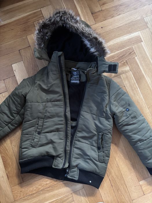 Kurtka roz 146 lekkie otarcia