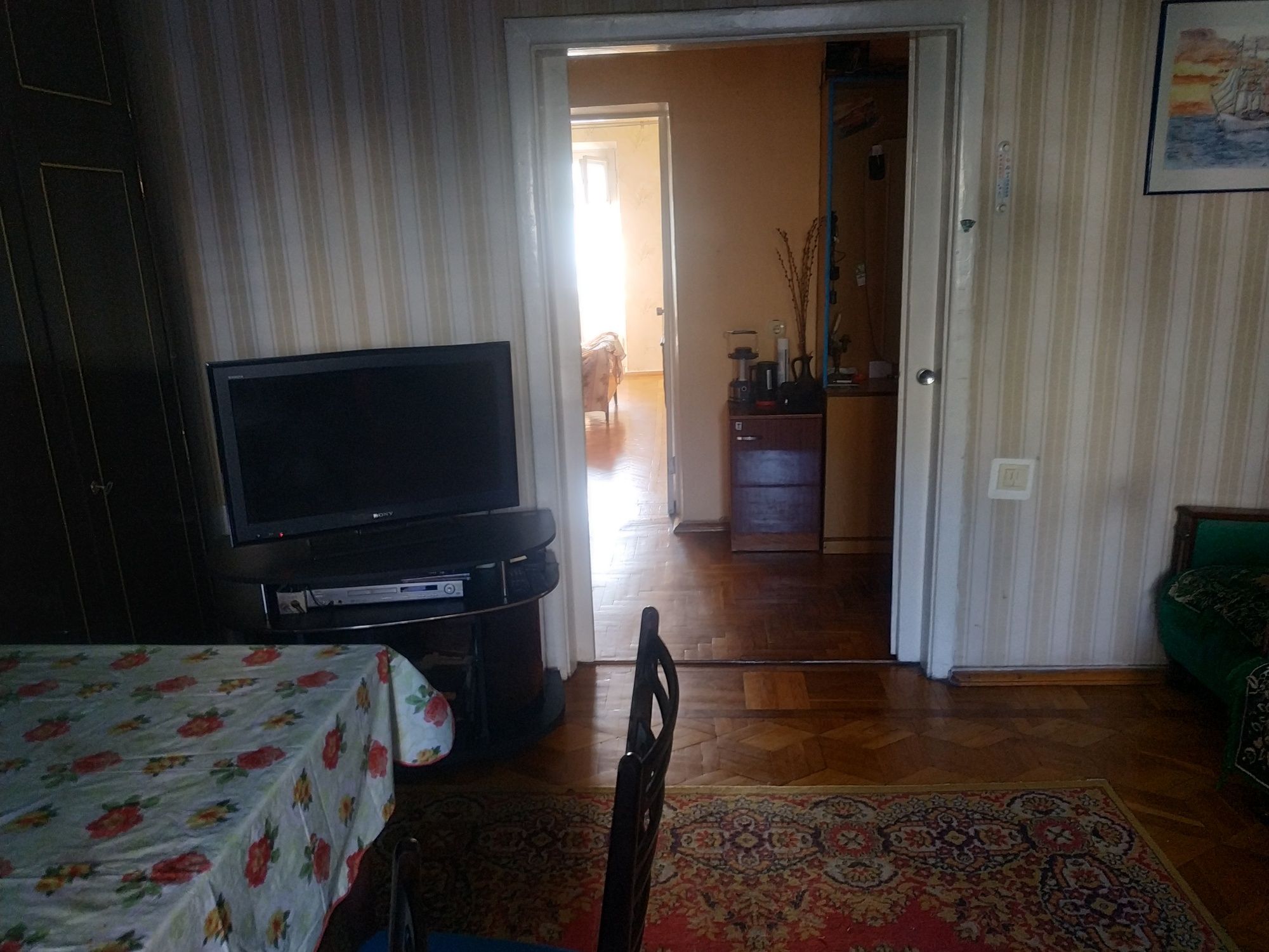 Продам свою 4-х комн. квартиру на 7ст. Б. Фонтана, 5этаж 9-ти эт. дома