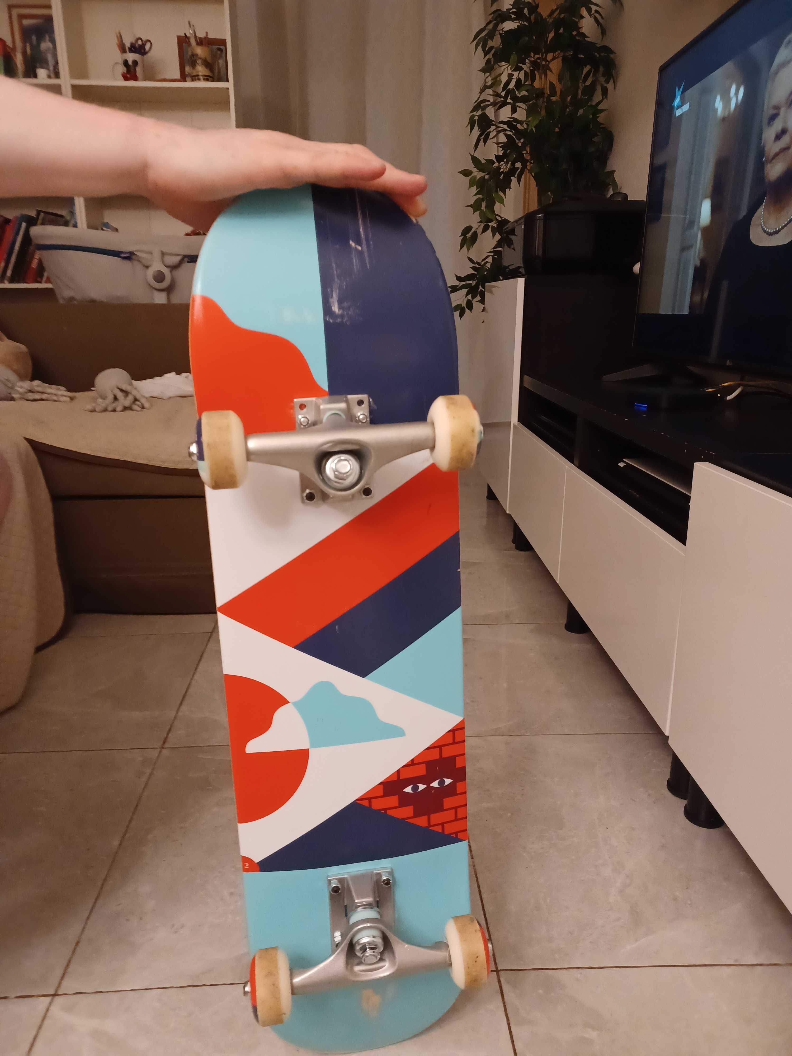 Vendo skate semi novo 35€