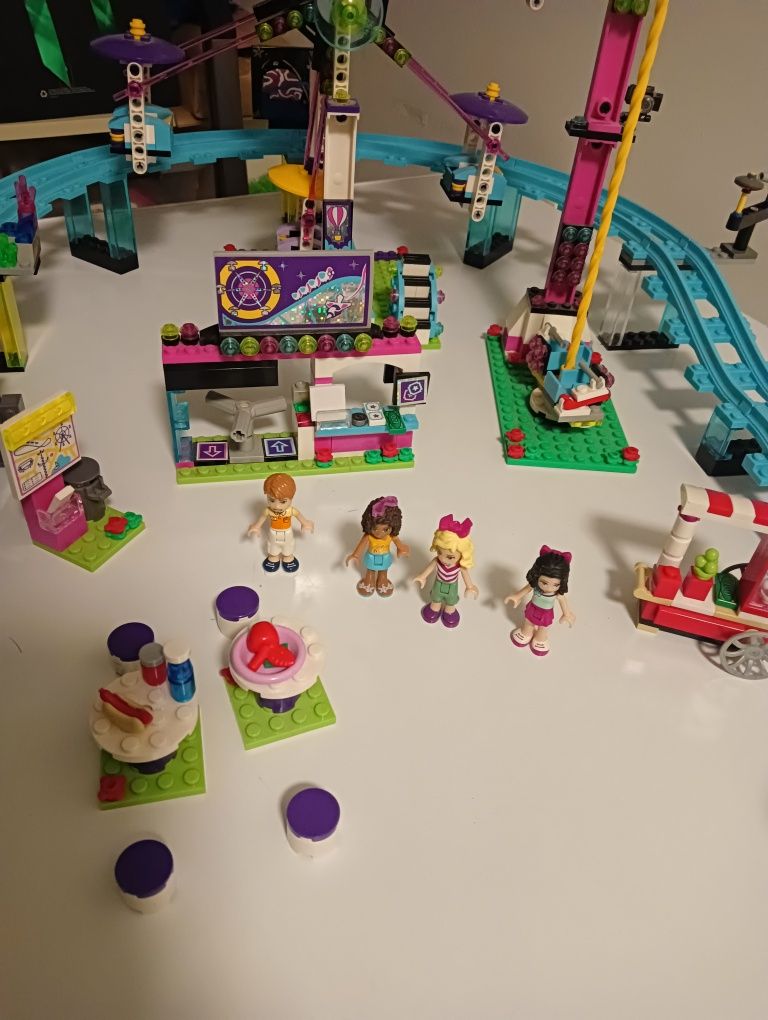 LEGO Friends kolejka górska w parku rozrywki 41130