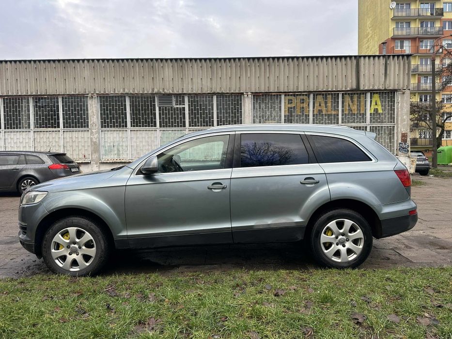Audi Q7 3,0 tdi quatro