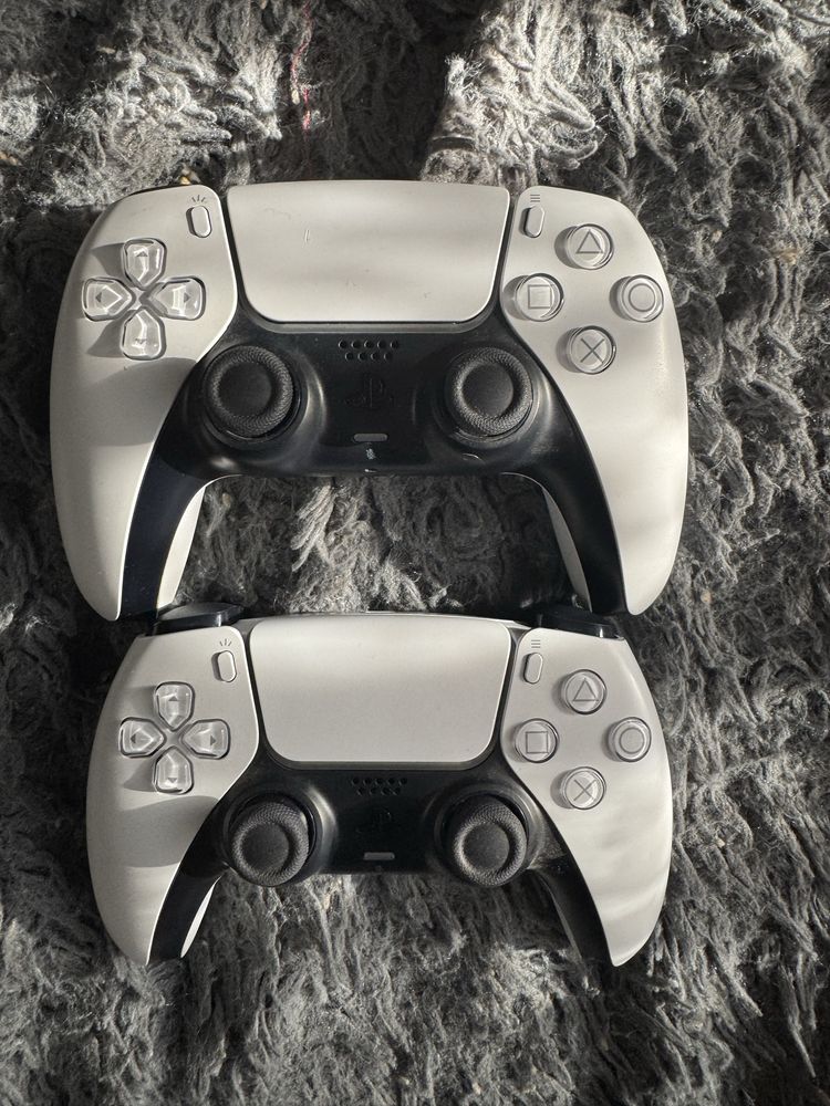 Ps5 з відео грою, є фіфа