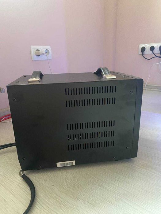 ИБП LogicPower LPY-PSW-2000VA+1400Вт 10A/20A правильной синусоидой 24V