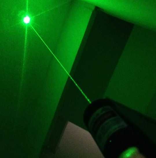 Лазерний промінь на 10000 м, лазерна указка для розваг