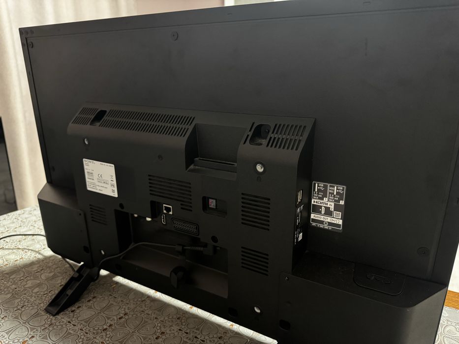 Телевізор 32 дюйми Соні Sony KDL-32WD759 Smart TV Wi-Fi T2 тюнер