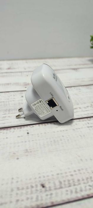 Ретранслятор Wireless 300mbit/s, 220В