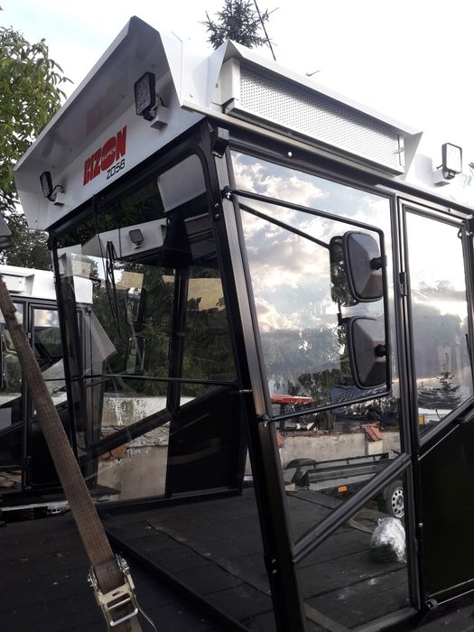 Kabina kabiny Ursus ciągnik traktor maska  C-330 C-360 Mf Bizon