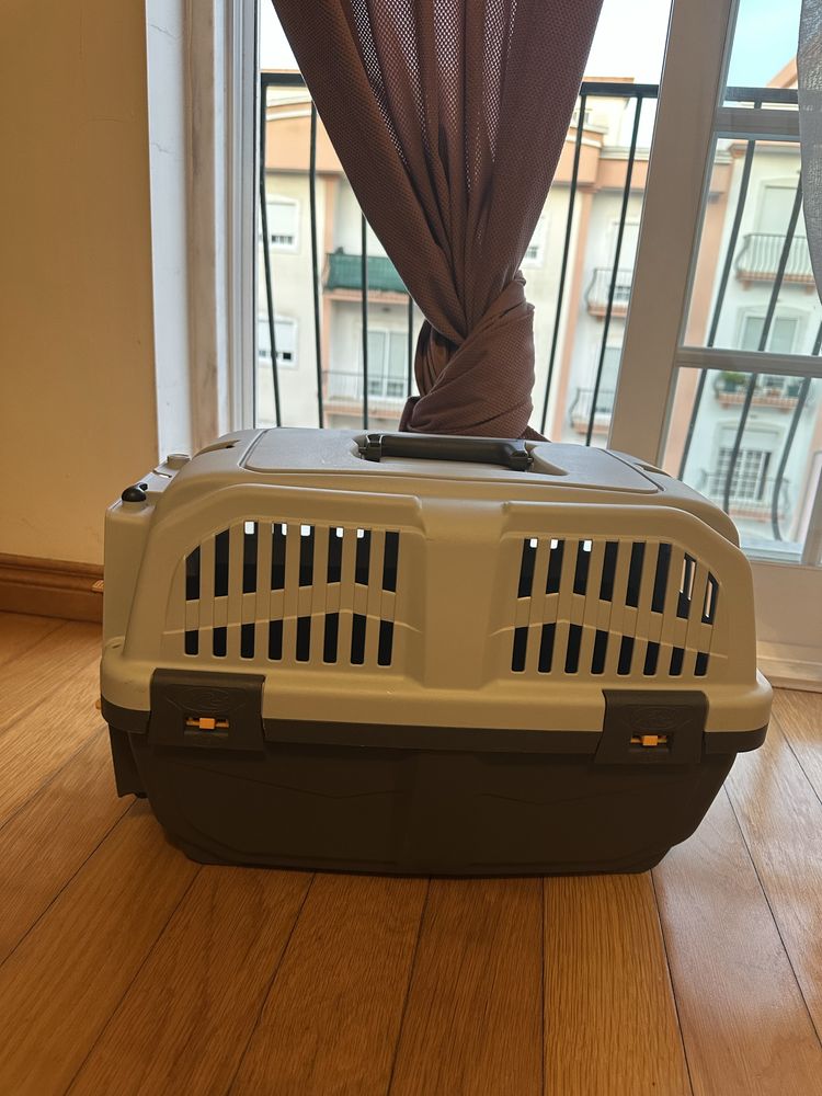 Caixa Transportadora