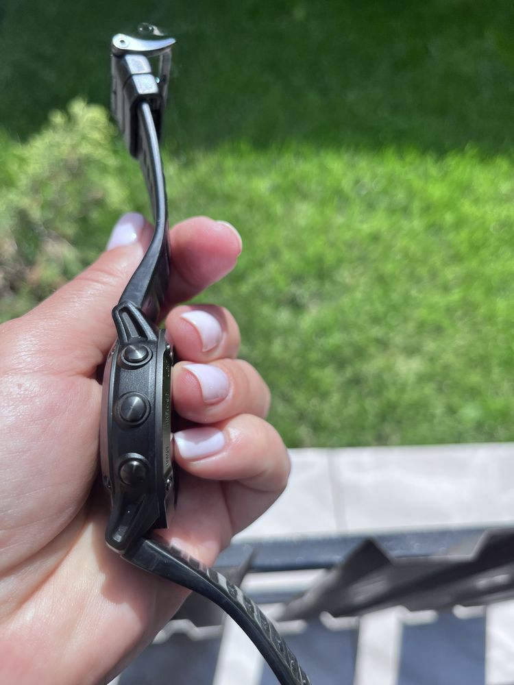 Годинник Garmin Fenix 6 Sapphire