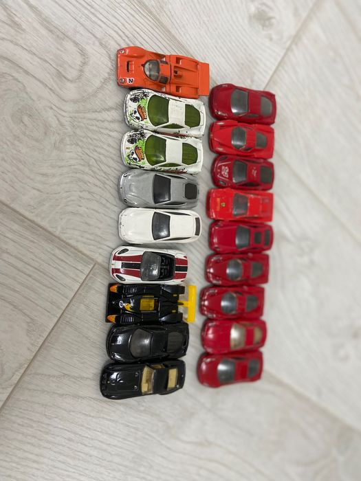 FERRARI Hot Wheels коллекция Mattel хот вилс Феррари