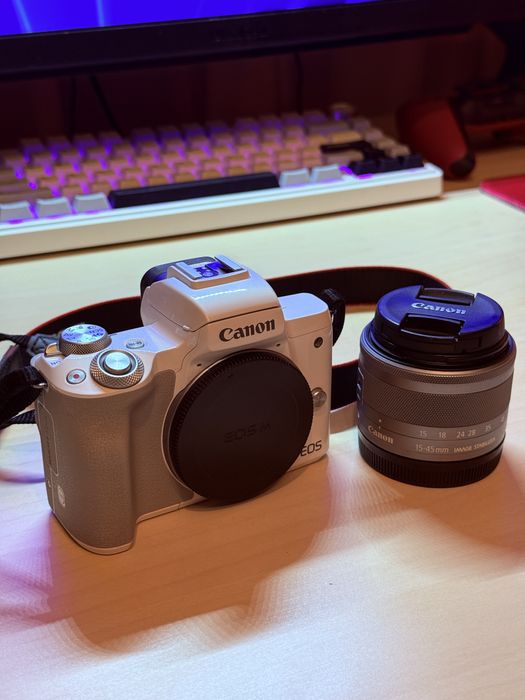 Canon m50+obiektyw15-45mm+statyw+torba