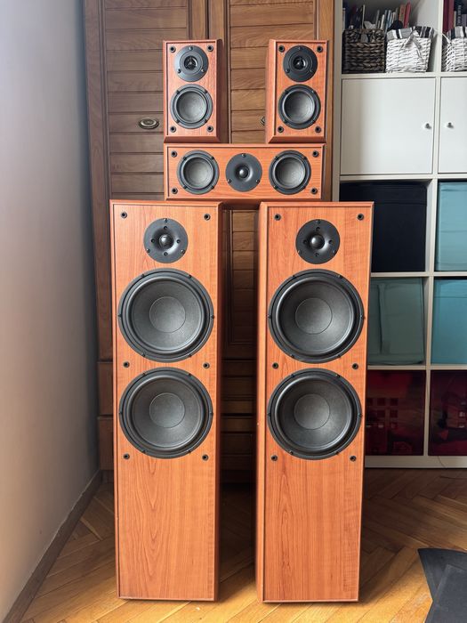 Zestaw kolumn jamo 5.0