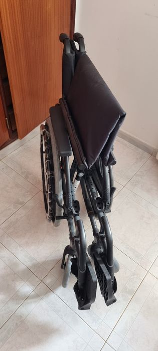 Cadeira de Rodas Manual NOVA - Premium (Alumínio, Encartável)