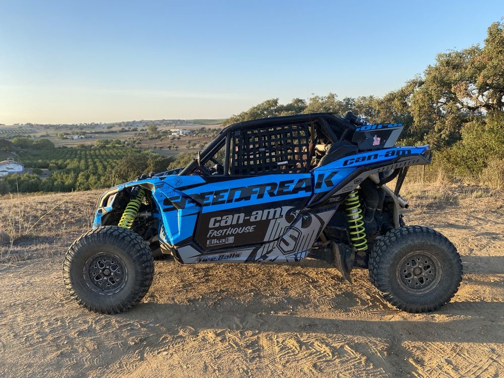 Can am Maverick X3