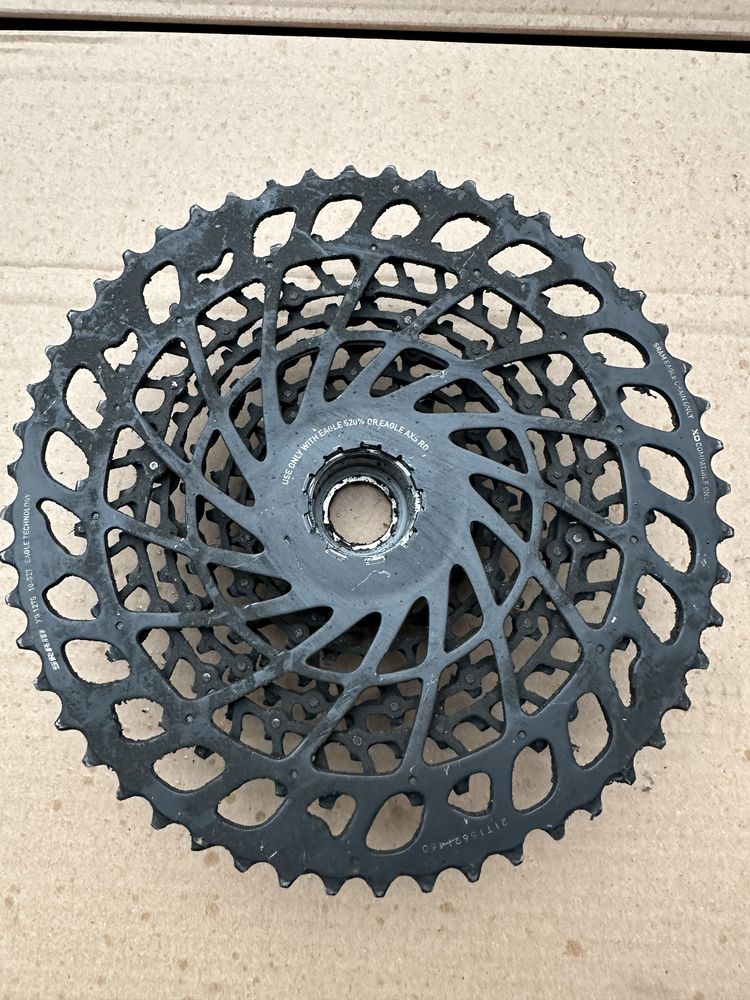 Kaseta SRAM GX Eagle Lunar AXS XG-1275 / 10-52